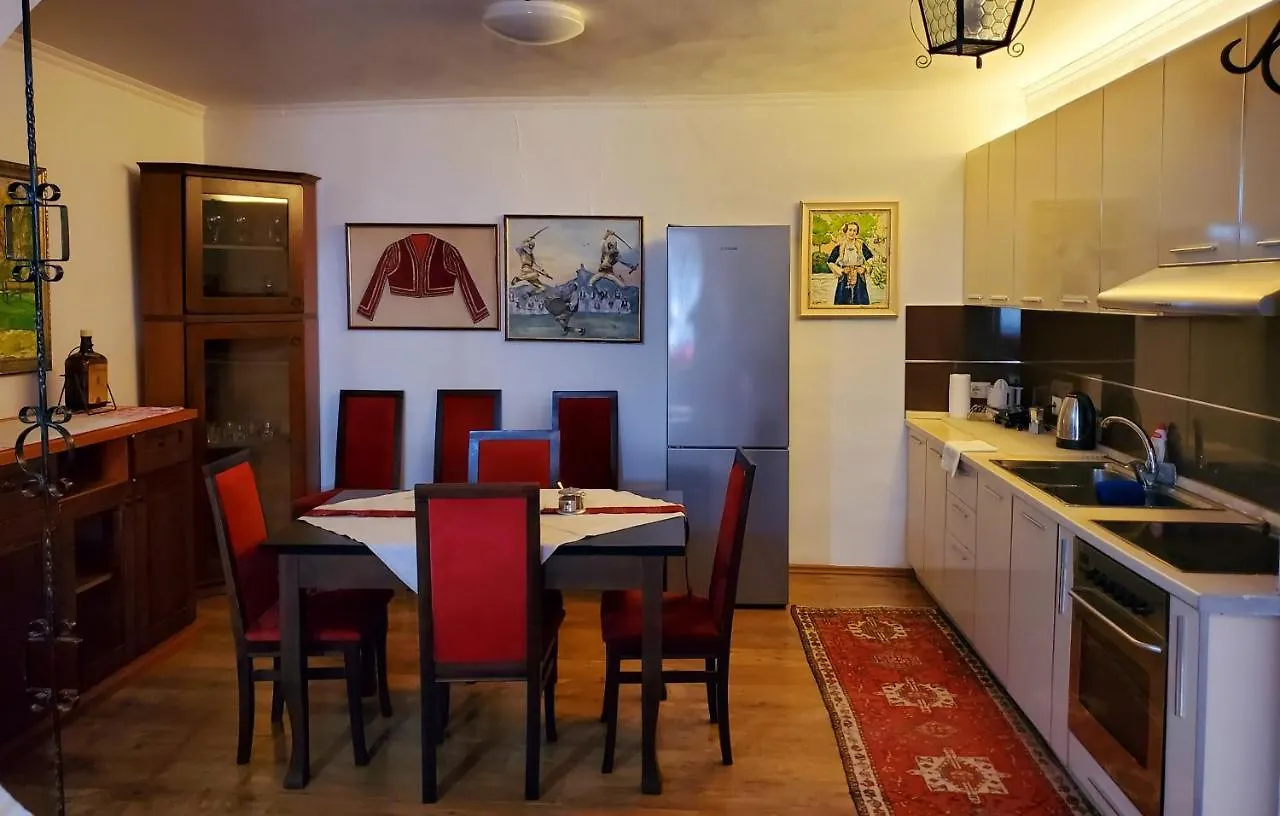 Vila Unique Traditional House, Hosted By J&G Tirana Albánie