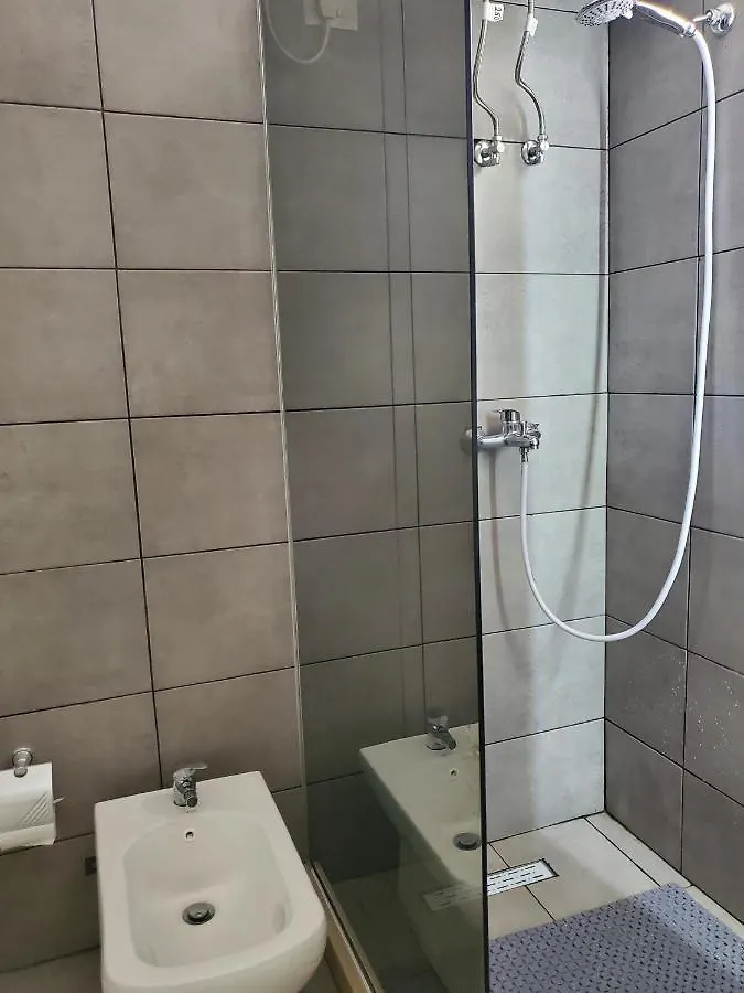Unique Traditional House, Hosted By J&G Tirana